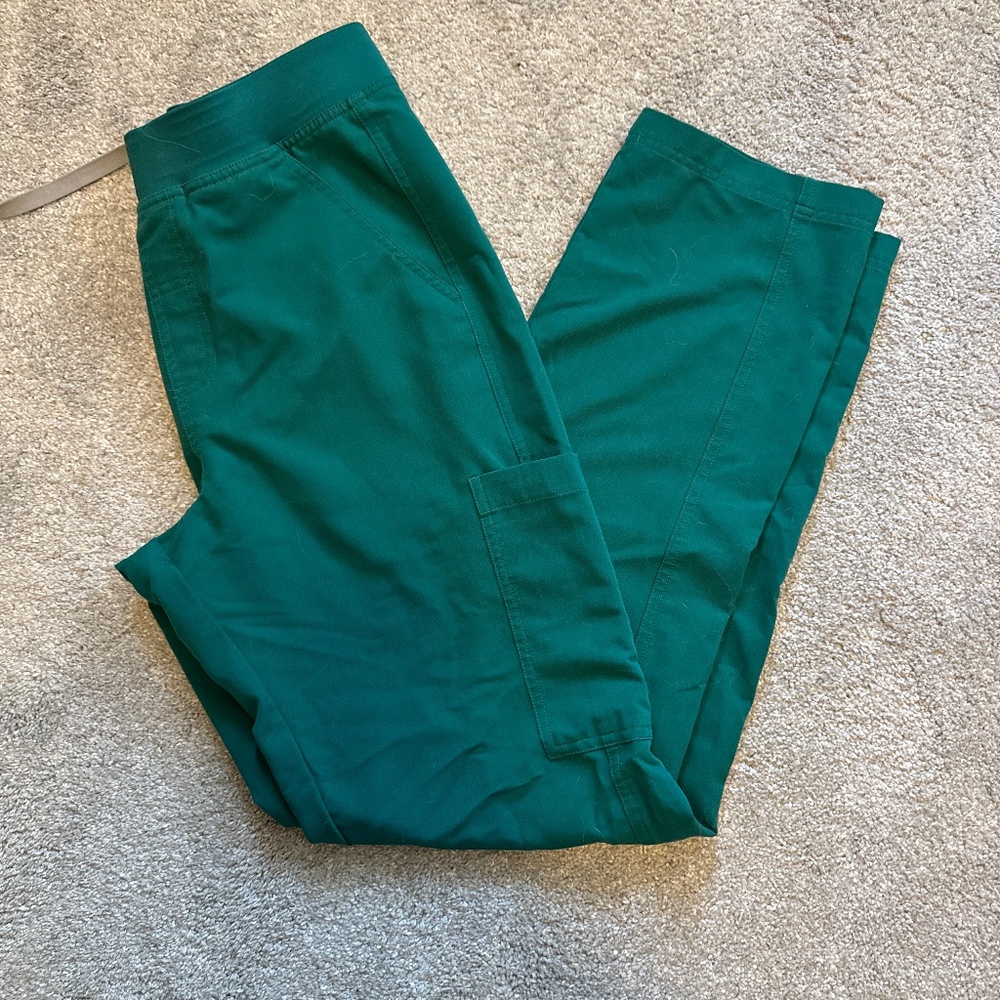 Figs scrubs technical collection axim cargo scrub green